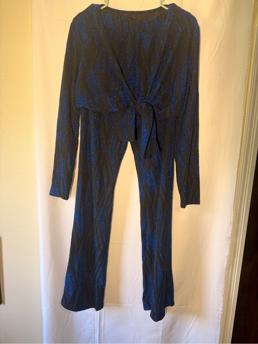 Blue & black sparkly pant set